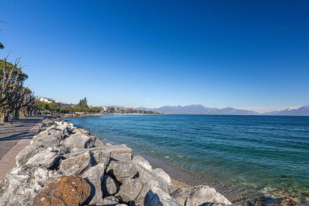 Garda Lake View Apartment Desenzano del Garda Exterior foto